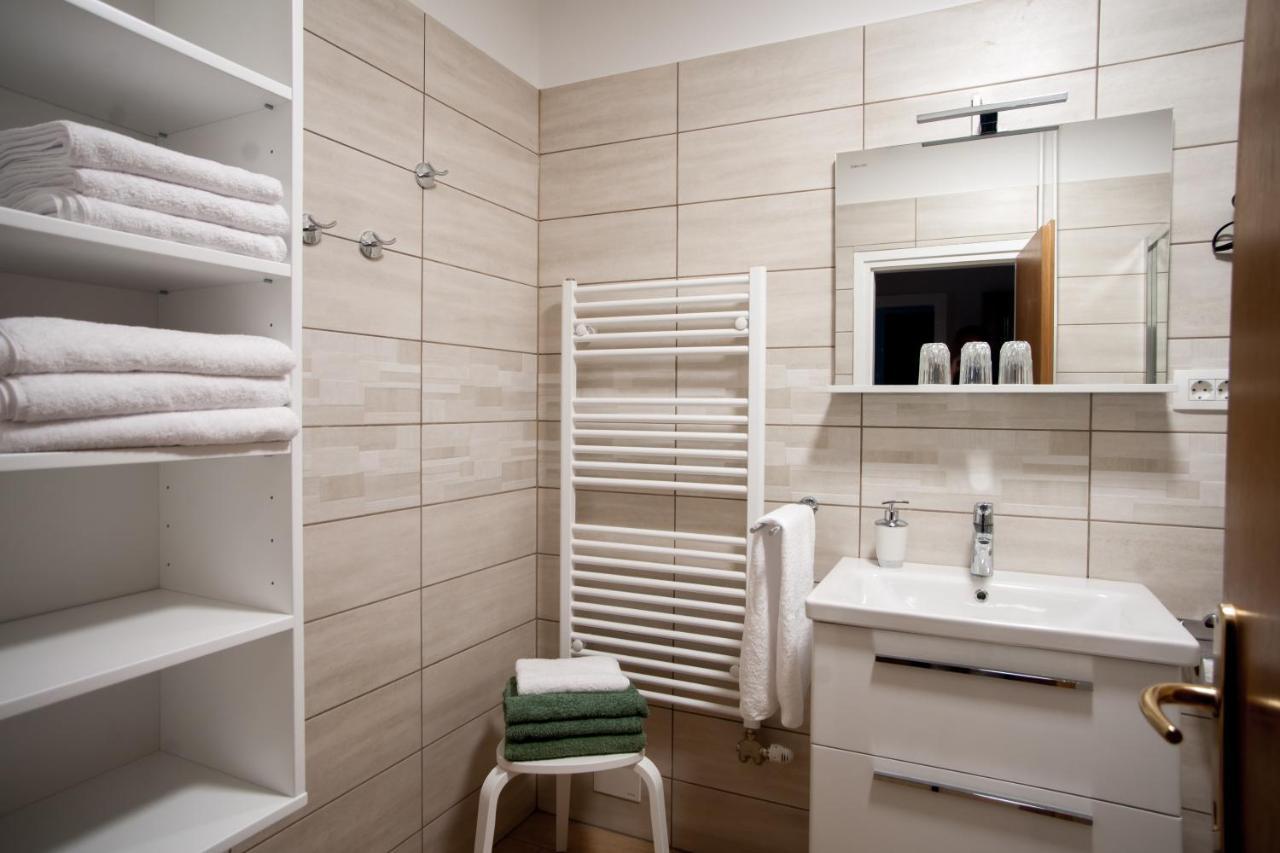 Apartma Ajda Zelezniki Ngoại thất bức ảnh